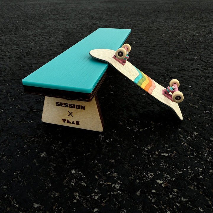 Session Fingerboards The Bench - Wooden Fingerboard Obstacle with Acrylic Surface