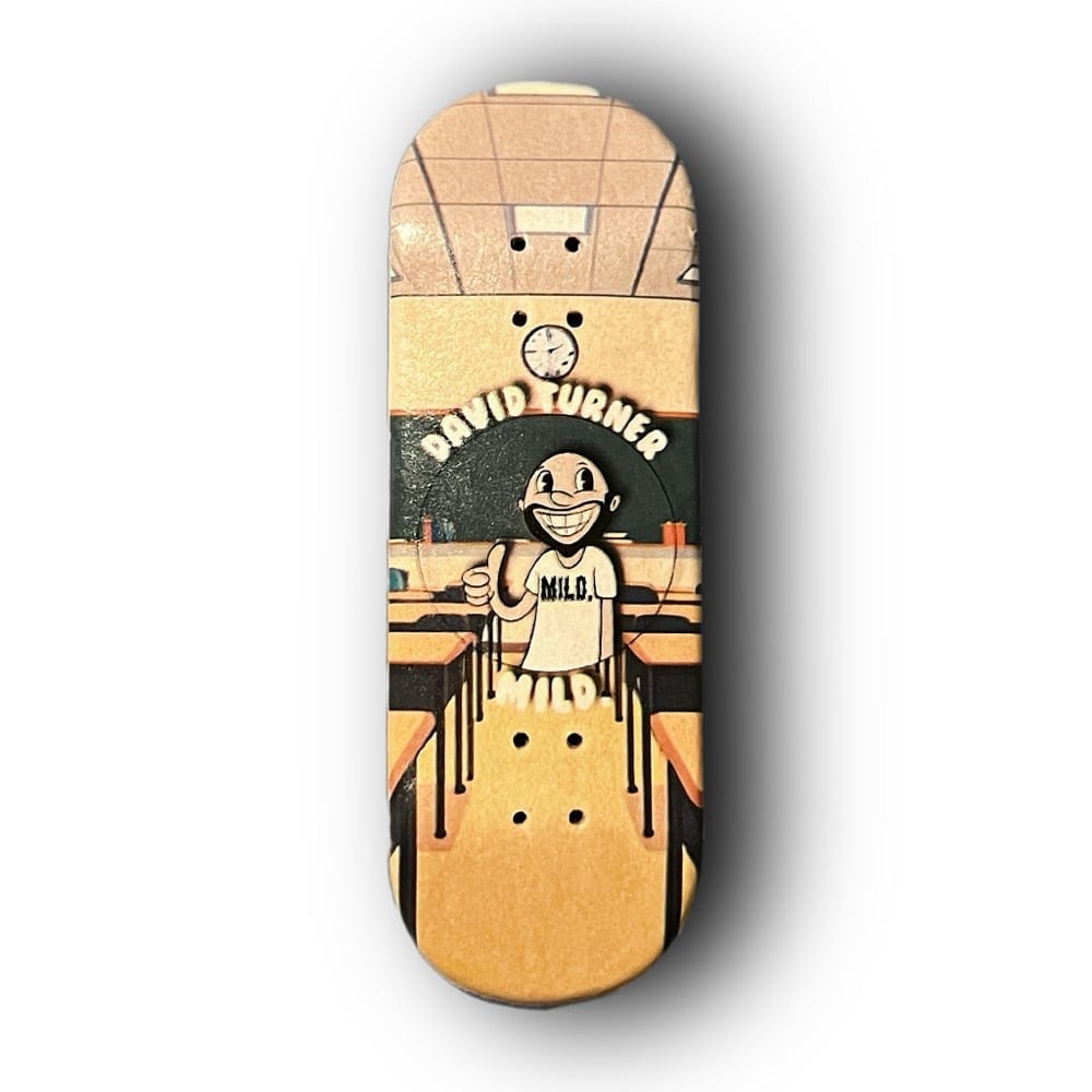 Teak Tuning Pro Fingerboards 32mm Mild Fingerboards Deck - David Turner Pro Model Graphic