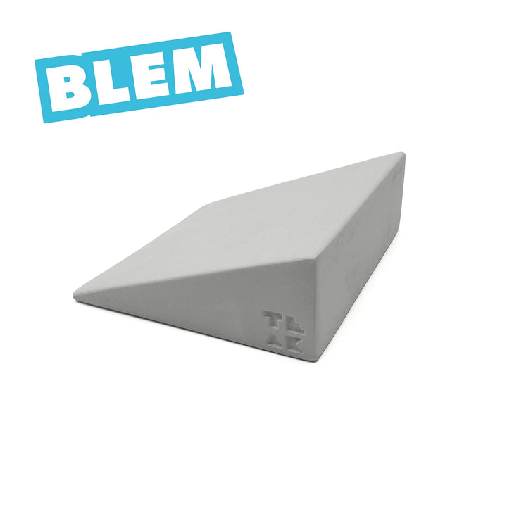 Teak Tuning - Monument Series BLEM Monument Series Concrete Lowboy 1.0 Kicker Ramp, Small - 3" Long, 1" Tall - "Sterling Gray" Colorway - FINAL SALE
