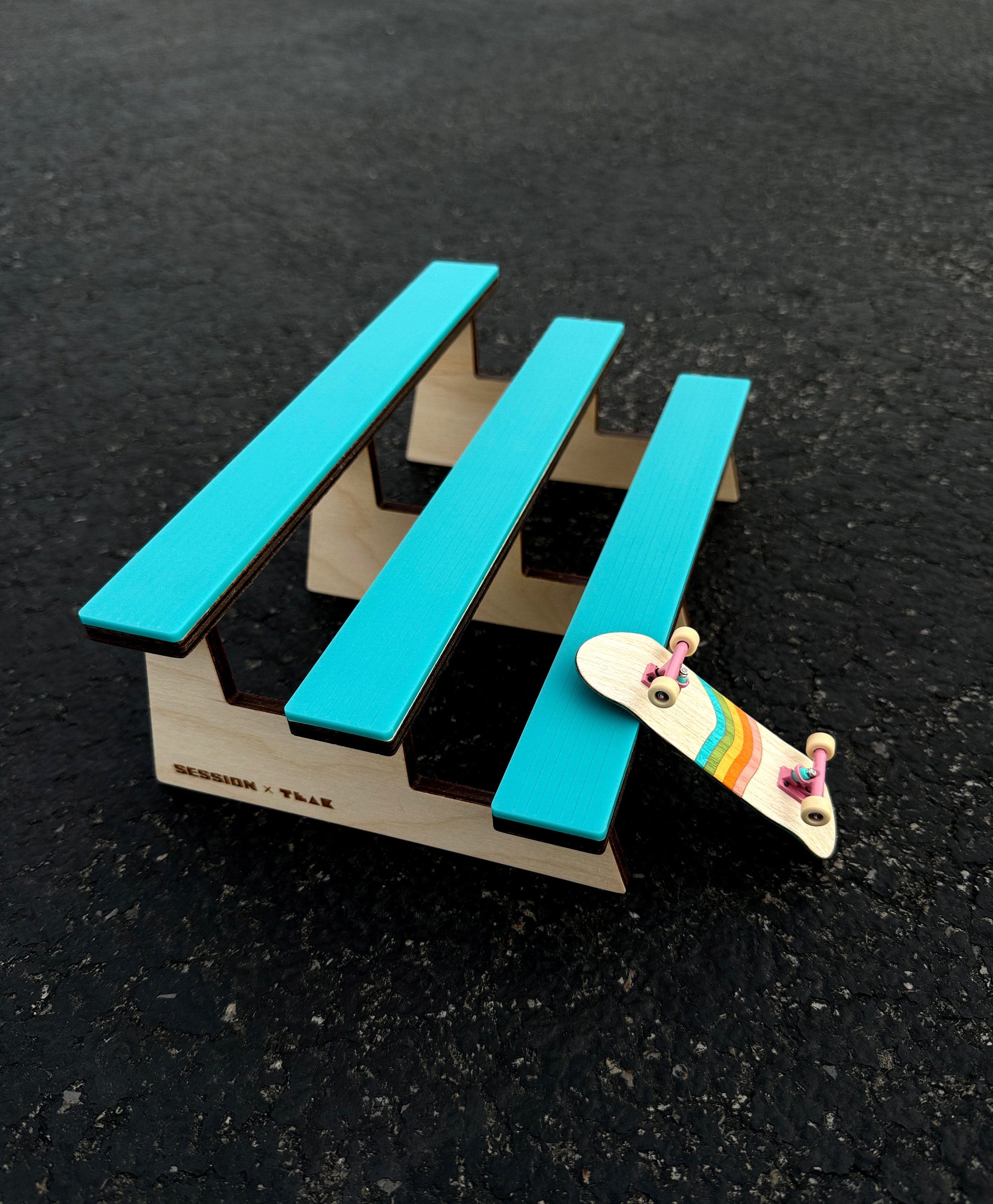 Session Fingerboards The Bleachers - Wooden Fingerboard Obstacle with Acrylic Surface