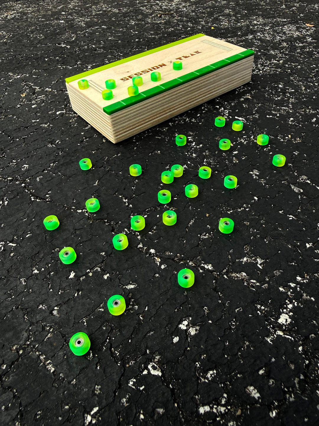 Teak Tuning Apex Wheels - Green/Yellow Swirl (61D) - FBCON Limited Edition Colorway