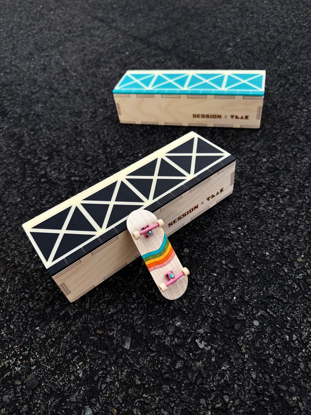 Session Fingerboards Wooden Fingerboard Ramp - "Grind Box"