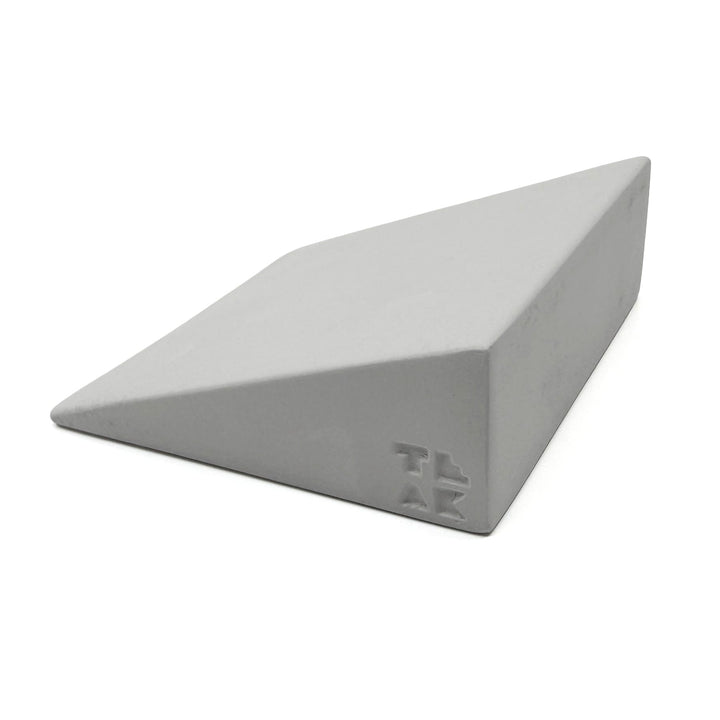 Teak Tuning - Monument Series BLEM Monument Series Concrete Lowboy 1.0 Kicker Ramp, Small - 3" Long, 1" Tall - "Sterling Gray" Colorway - FINAL SALE