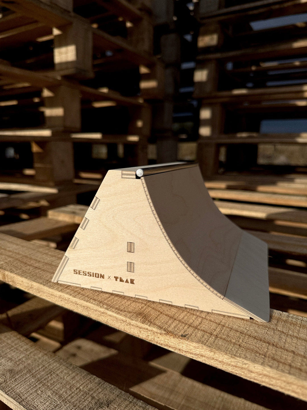 Session Fingerboards The Mini Quarter Bank - Short Quarter Pipe with a Banked Wall + Aluminum Bar Coping