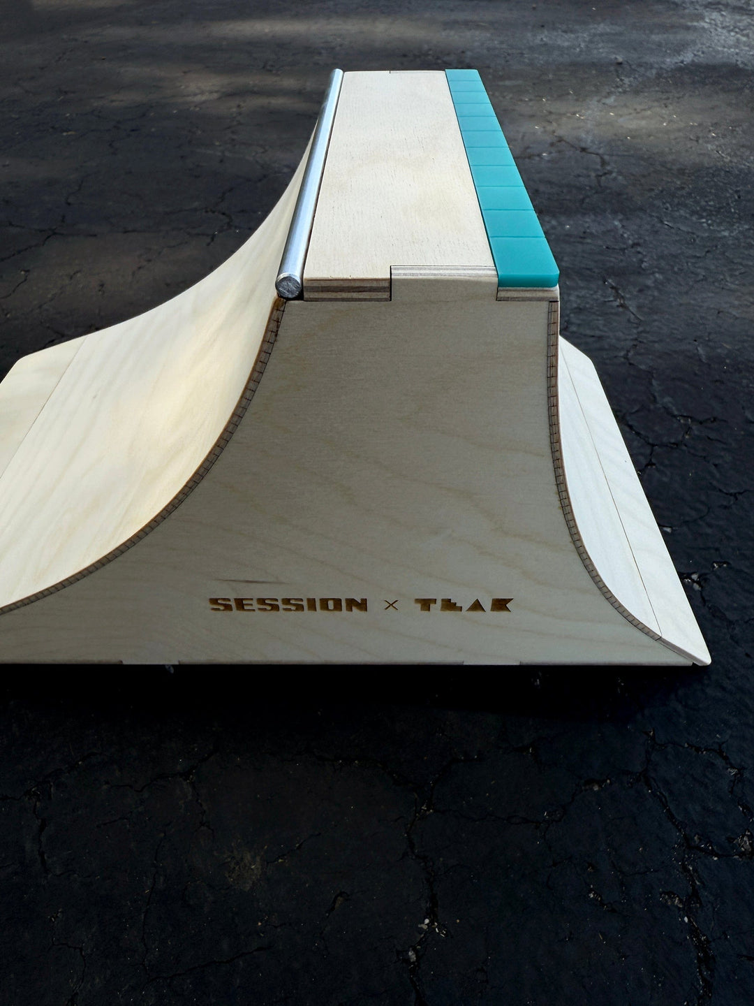 Session Fingerboards The Wall XL - Double Quarter Pipe with a Wall Ride + Custom Matte Acrylic Brick and Aluminum Bar Coping