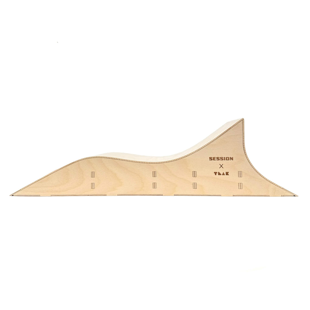 Session Fingerboards The Shark - Quarter Pipe + Mellow Wave Ramp