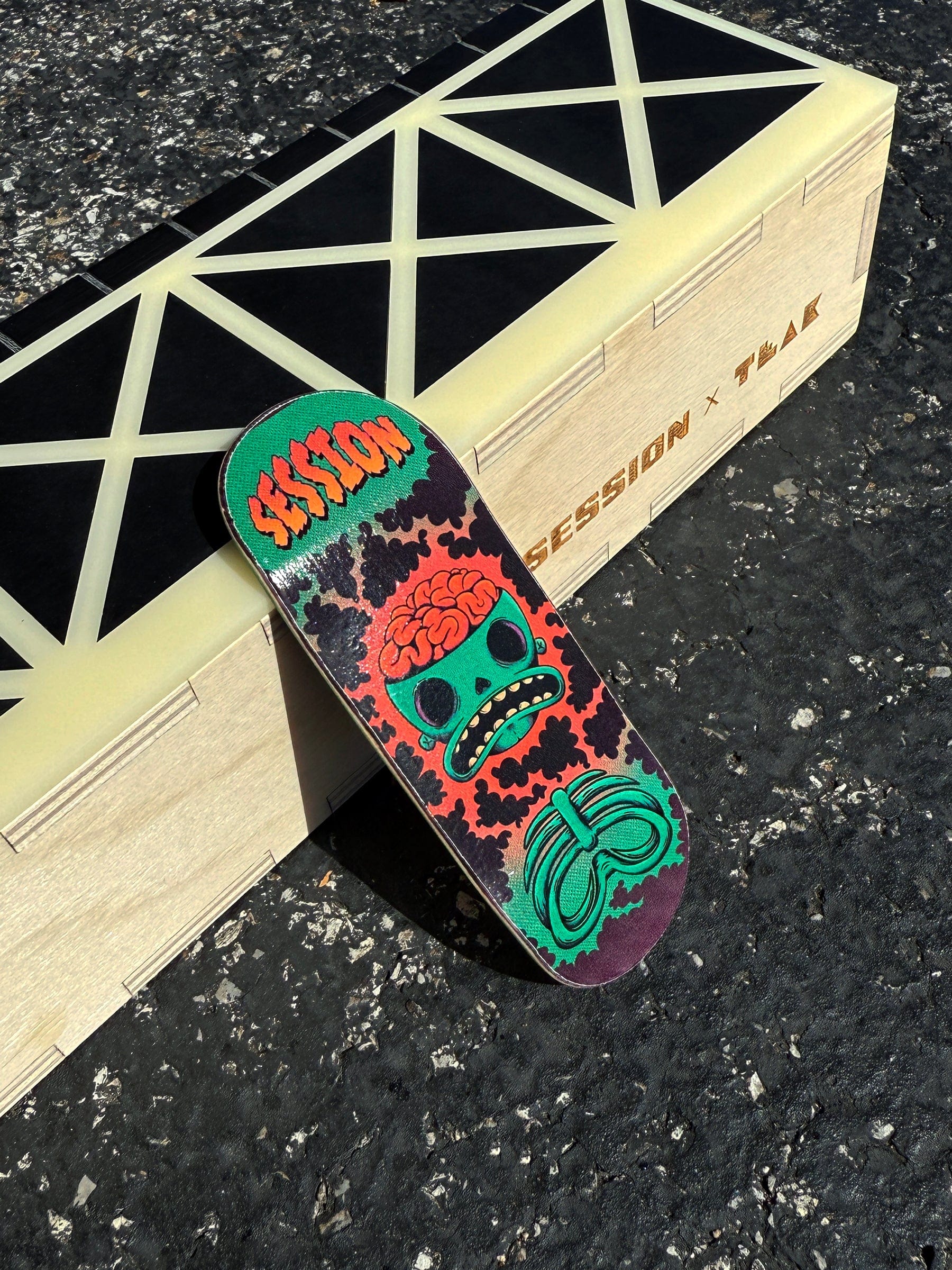 SESSION x TUIBZ Collab Decks - SHOCK (Teal) - 32mm OR 34mm – Teak