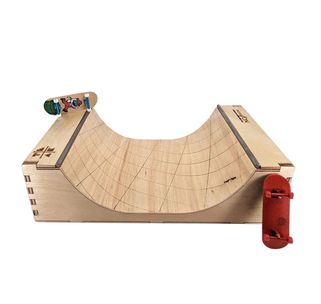 Teak Tuning Wooden Fingerboard Halfpipe with Solid Metal Coping 13.5