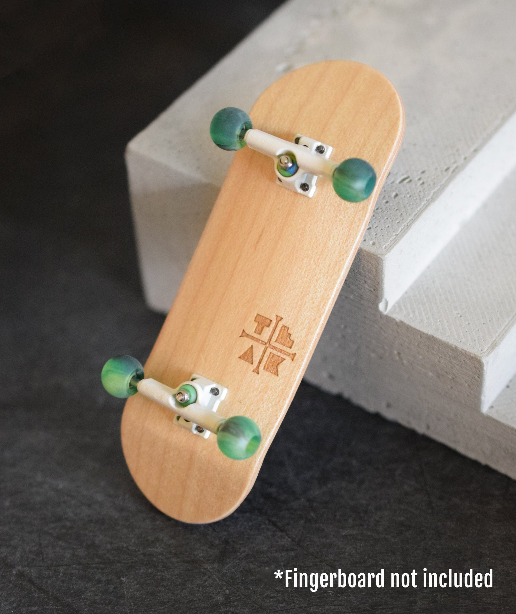 Apex Globe Wheels 61D Urethane ABEC9 Bearings "Nebula" Teak Tuning Pro Fingerboards