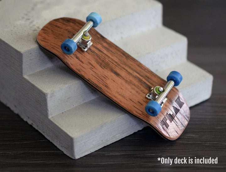 Teak Tuning PROlific Wooden 6 Ply Fingerboard Boxy Deck 32x96mm - Two Tone